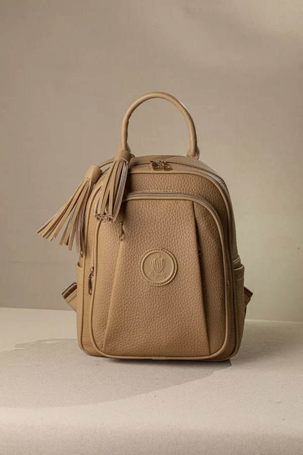 Backpack με πολλές τσέπες με casual logo
