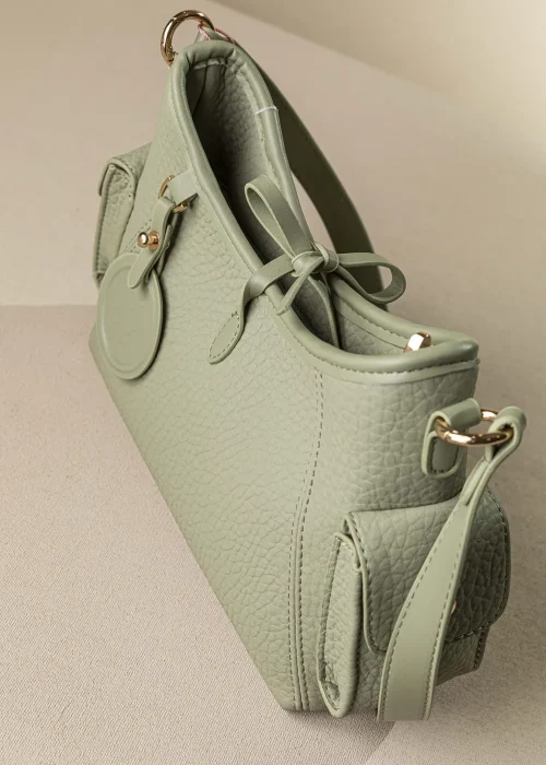 AB16 light green 2