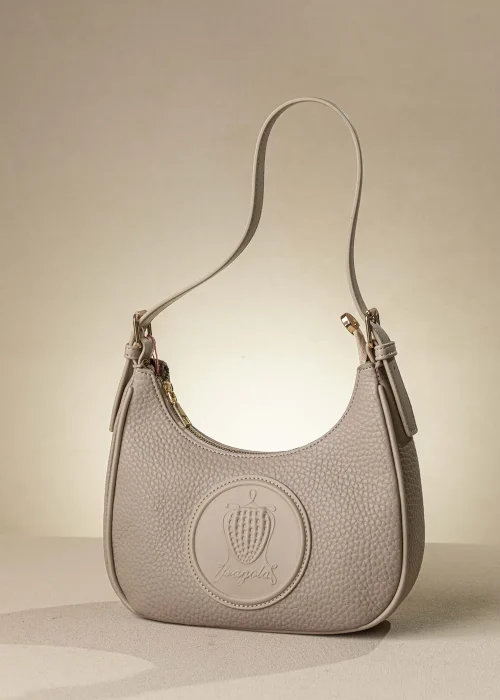 DA04 beige 1