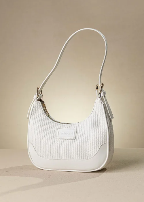 DA05 white 1