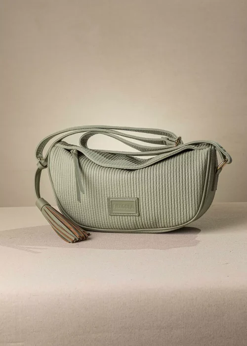 FE218 light green 1