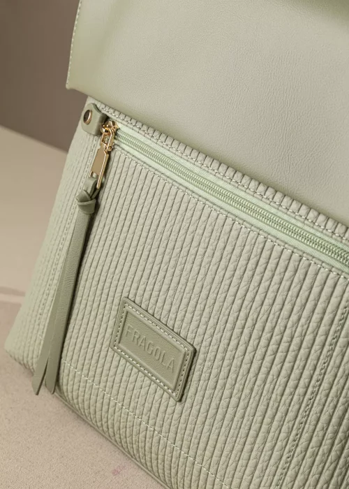 FE221 light green 2